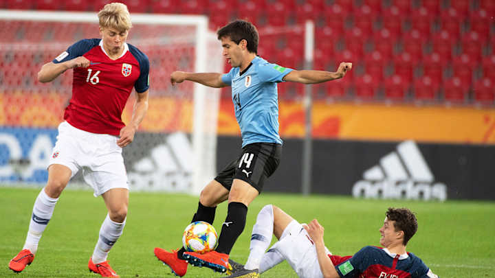 LAFC Signs Uruguayan Rising Talent Francisco Ginella