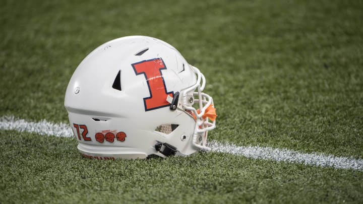 Florida LB Dylan Rosiek Commits To Illini’s 2021 Recruiting Class Florida LB Dylan Rosiek Commits To Illini’s 2021 Recruiting Class