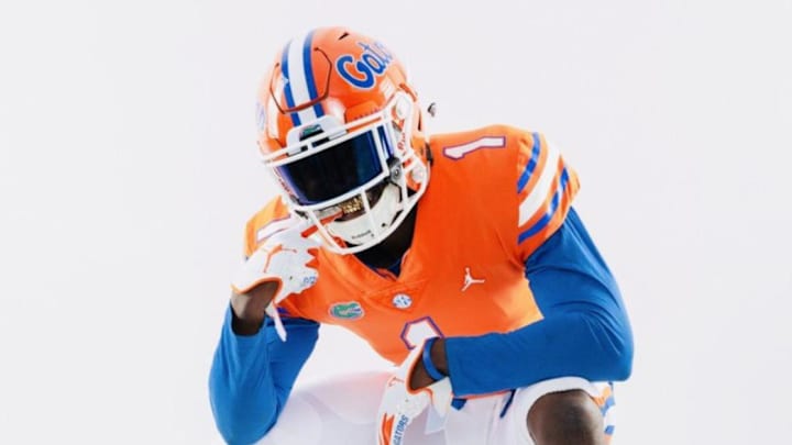 Defensive Back Fenley Graham Signs With Florida