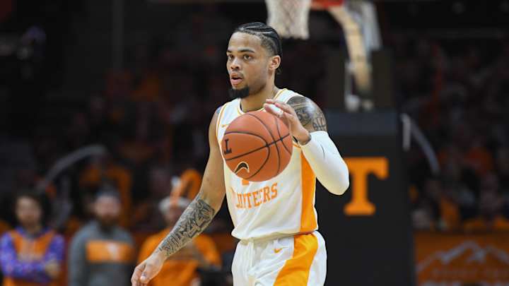 Vols’ Turner to Undergo Season-Ending Shoulder Surgery
