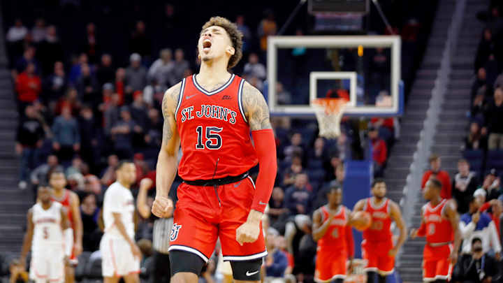 St. John's Holds Off Late Surge To Beat No. 16 Arizona