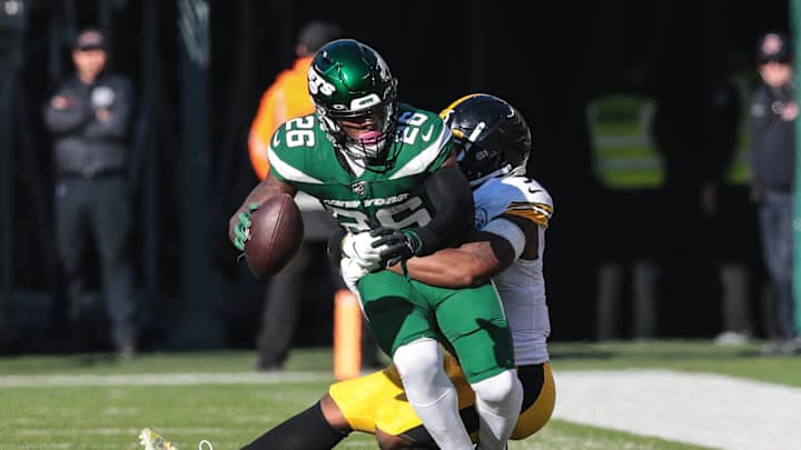 Le'Veon Bell Stars Against Old Team, Admits Win Over the Steelers 'A Little Extra Topping On It'