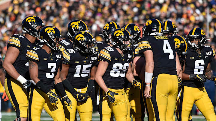 USC vs. Iowa Live Stream: Watch Holiday Bowl Online, TV Channel, Time