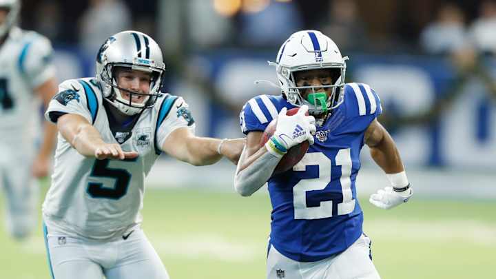 Week 16: Thumbs Up, Thumbs Down Week 16: Thumbs Up, Thumbs Down