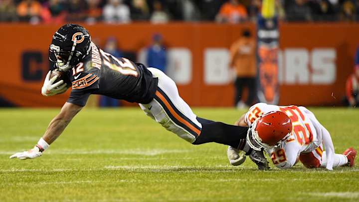 Allen Robinson Showing Young Bears the Way