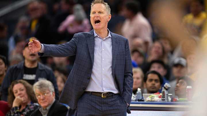 'Amazing' Mavs Explode in Second Half, Blow out Warriors 141-121