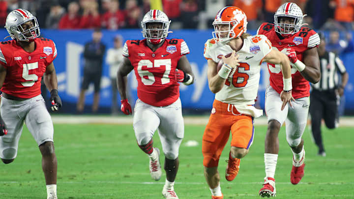 Lawrence's Legs Have Become Major Weapon for Clemson
