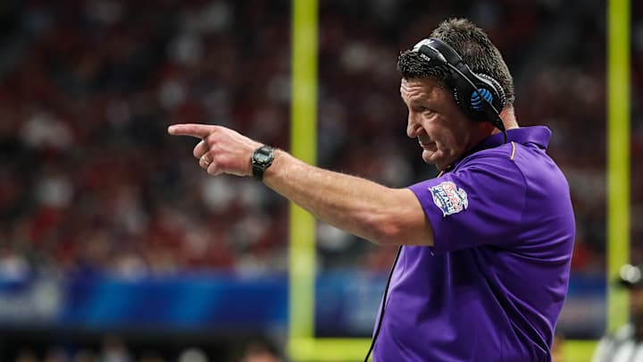 LSU Coach Ed Orgeron Provides Injury Update on Guard Damien Lewis, Talks Michael Divinity's Return
