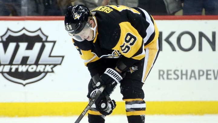 Penguins Star Jake Guentzel Out 4-6 Months After Having Shoulder Surgery