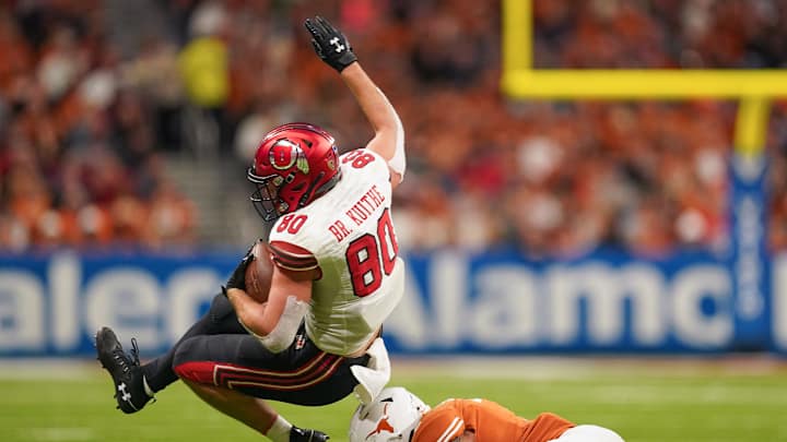 FB Video: With the COVID-19 pandemic happening, is college football still happening?