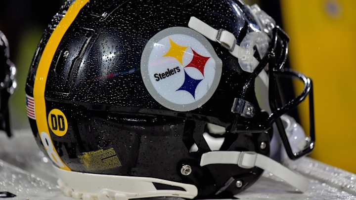 Report: Steelers Hire Former Falcons O-Line Coach as Assistant Report: Steelers Hire Former Falcons O-Line Coach as Assistant