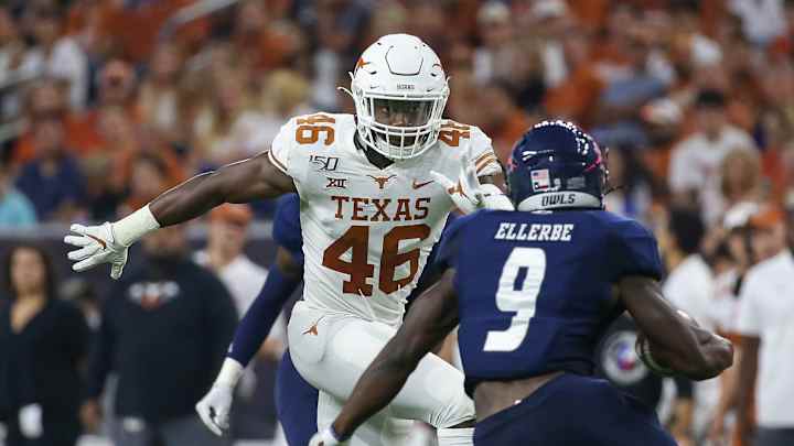 Texas Football: Joseph Ossai Thrived Close to the Line in Alamo Bowl Texas Football: Joseph Ossai Thrived Close to the Line in Alamo Bowl