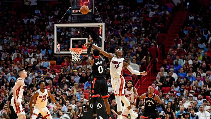 Miami Heat revert to `90s-style defense in victory against Toronto
