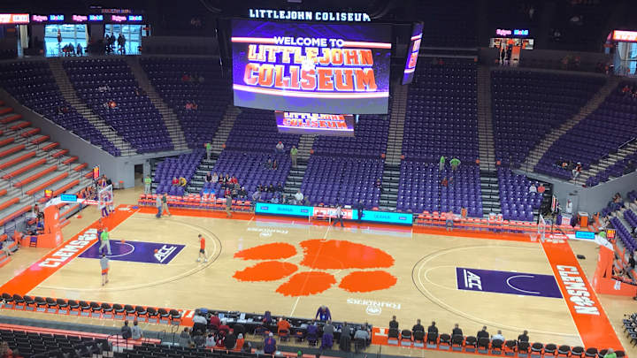 Gameday Live Blog/Open Thread: State at Clemson