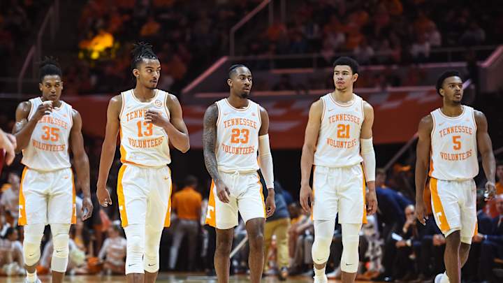 Live Updates: LSU (8-4) at Tennessee (8-4)