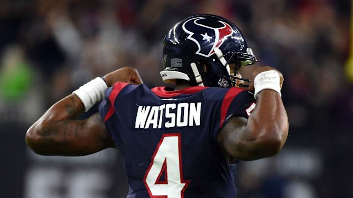Deshaun Watson Shines With Closeout Performance Over Bills