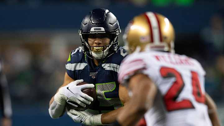 Film Breakdown: Seahawks RB Travis Homer Provides Spark in First NFL Start