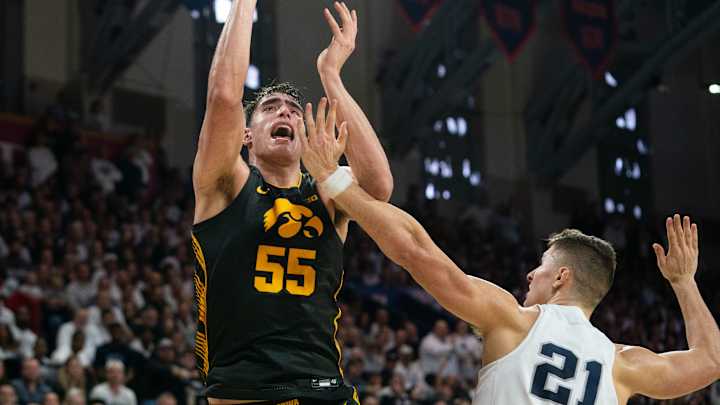 Resumé Watch: Hawkeyes Fall Out Of Rankings Resumé Watch: Hawkeyes Fall Out Of Rankings