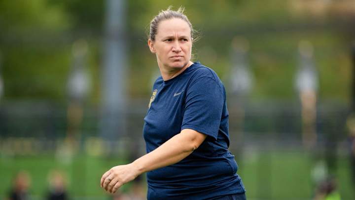 Laura Harvey Leaves Utah Royals for USWNT U-20 Coaching Job Laura Harvey Leaves Utah Royals for USWNT U-20 Coaching Job
