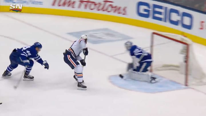 Wayne Gretzky Amazed by Connor McDavid’s Great Goal: ‘He Brought Me Out of My Seat’