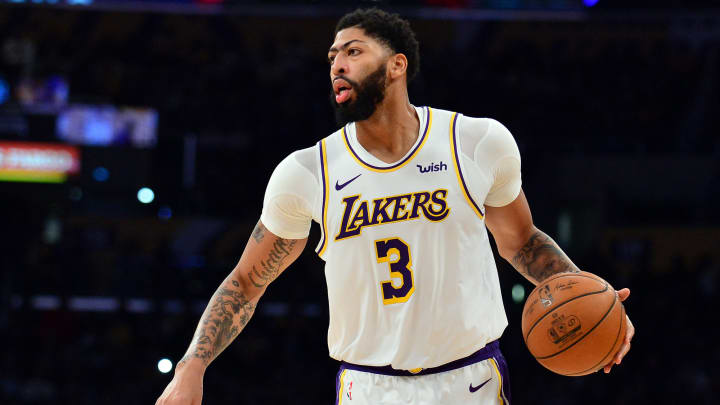 Anthony Davis to Miss At Least Two More Weeks With Leg Injuries
