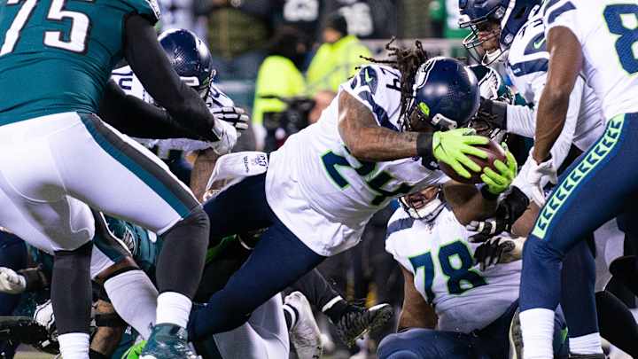 Cal Football: Former Bears Teammates Aaron Rodgers, Marshawn Lynch Clash in NFL Playoffs