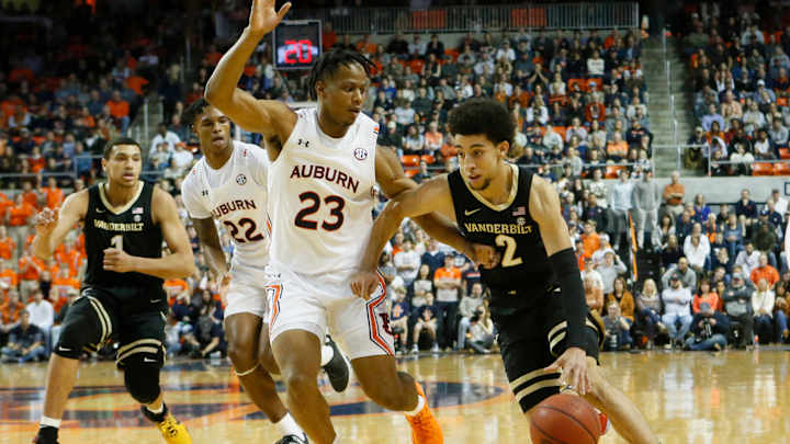 Commodores Hang Close But Come Up Short In Loss At Auburn