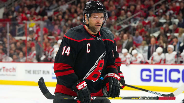 After Half a Season Away, Justin Williams Couldn't Stay Off the Ice Any Longer After Half a Season Away, Justin Williams Couldn't Stay Off the Ice Any Longer