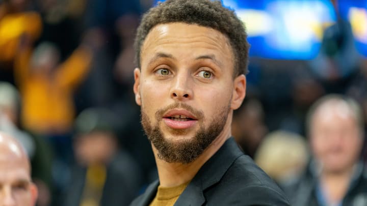 Stephen Curry Says He Asked Giannis to Play 'PUBG' During Postgame Chat Stephen Curry Says He Asked Giannis to Play 'PUBG' During Postgame Chat