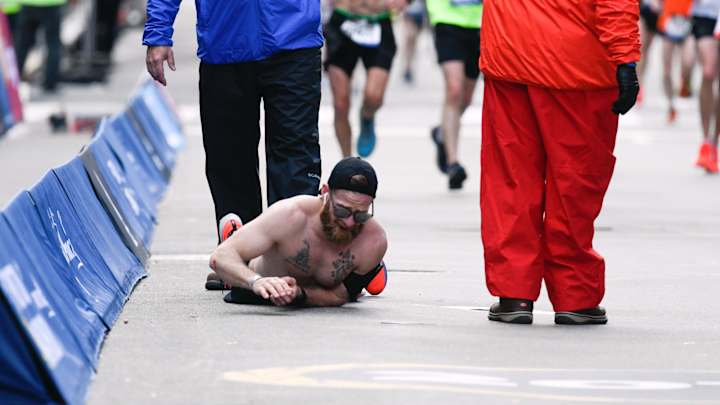 Marine Veteran Who Crawled Across Boston Marathon Finish Line Will Return to Race in 2020