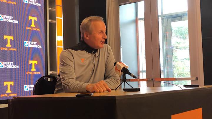 Watch: Tennessee Coach Rick Barnes Addresses the Media (Full)