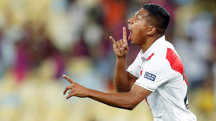 D.C. United Signs Peru Star Edison Flores D.C. United Signs Peru Star Edison Flores