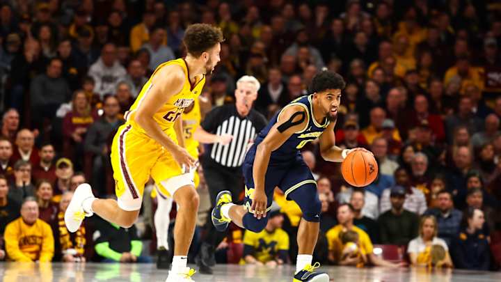 Michigan Hoops Missed A Chance To Buck Road-Trip Woes
