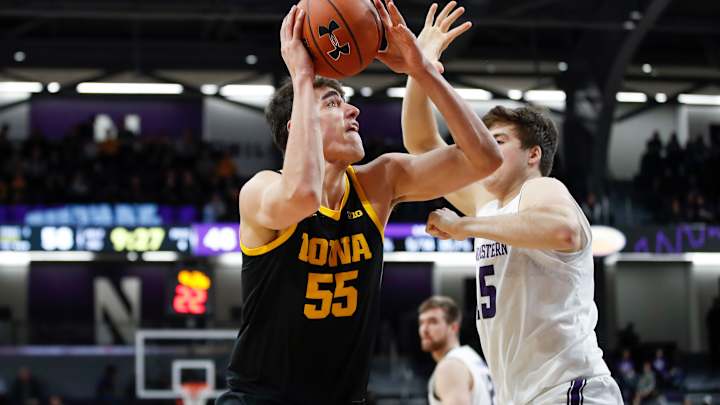 Hawkeyes Clean Up, Then Garza Finishes, In Road Win Over Northwestern Hawkeyes Clean Up, Then Garza Finishes, In Road Win Over Northwestern