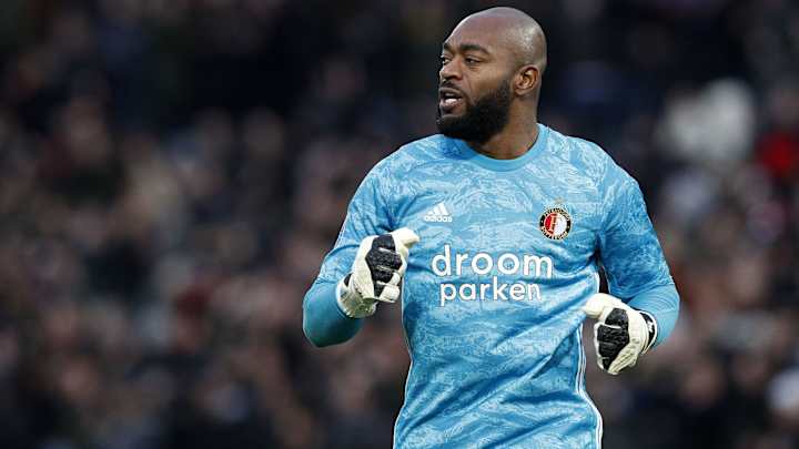 LAFC Signs Dutch Goalkeeper Kenneth Vermeer