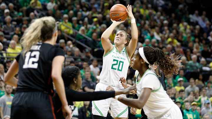 Sabrina Ionescu Becomes Oregon's All-Time Leading Scorer in Win Over Stanford