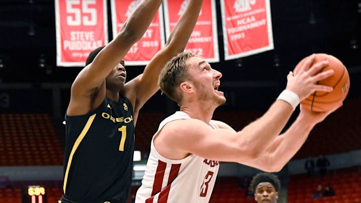 Washington State Beats No. 8 Oregon, First Win vs. Top-10 Opponent Since 2007