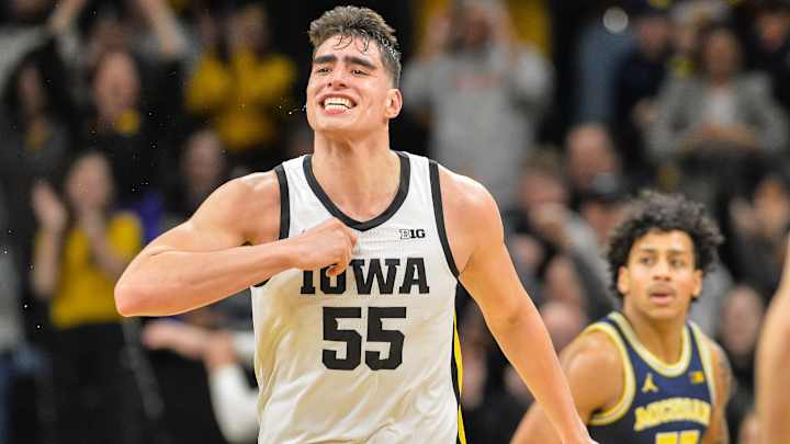 An Exhausting Win For Hawkeyes Over Michigan An Exhausting Win For Hawkeyes Over Michigan