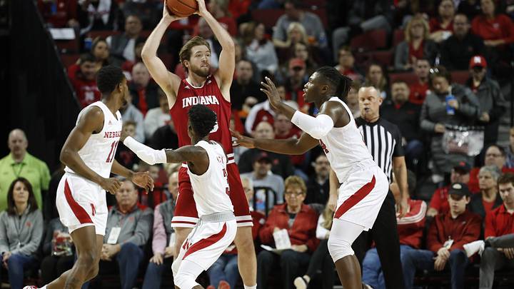 Hoosiers Finally Get Elusive Road Win