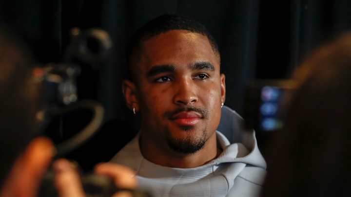 Jalen Hurts to Wear Special Alabama/Oklahoma Helmet in Senior Bowl