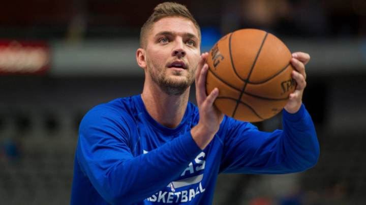 Mavs Ex Chandler Parsons Has 'Severe Injuries' After Allegedly Being Victimized In Drunk-Driving Crash Mavs Ex Chandler Parsons Has 'Severe Injuries' After Allegedly Being Victimized In Drunk-Driving Crash
