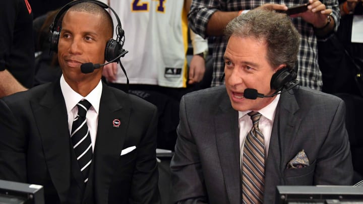 Kevin Harlan Called a Kick to the Groin As Only He Can: TRAINA THOUGHTS Kevin Harlan Called a Kick to the Groin As Only He Can: TRAINA THOUGHTS