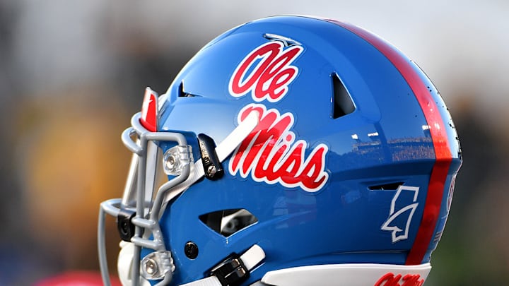Four-Star DE Demon Clowney, Cousin to Jadeveon, Commits to Ole Miss