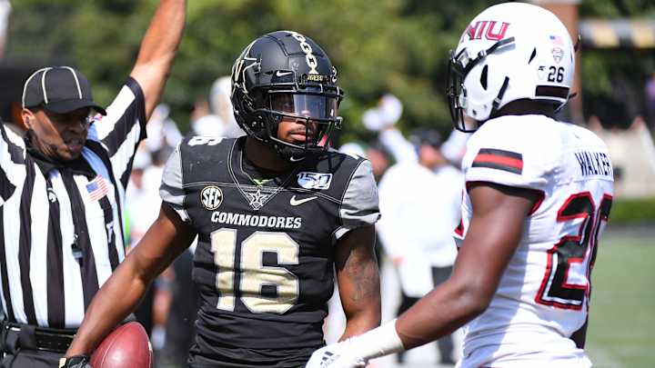 Kalijah Lipscomb Shares His Story At Senior Bowl