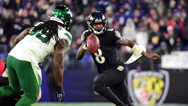 Source: Lamar Jackson, John Harbaugh To Be Honored As Player & Coach Of The Year By The Maxwell Football Club