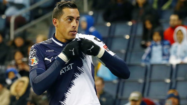 Insider Notes: Galaxy's Chicharito Alternative, Trump-Infantino Connection, Suarez's MLS Interest Insider Notes: Galaxy's Chicharito Alternative, Trump-Infantino Connection, Suarez's MLS Interest