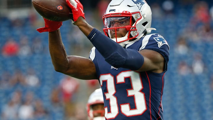 Report: Patriots CB Joejuan Williams Arrested, Charged For Drug Possession