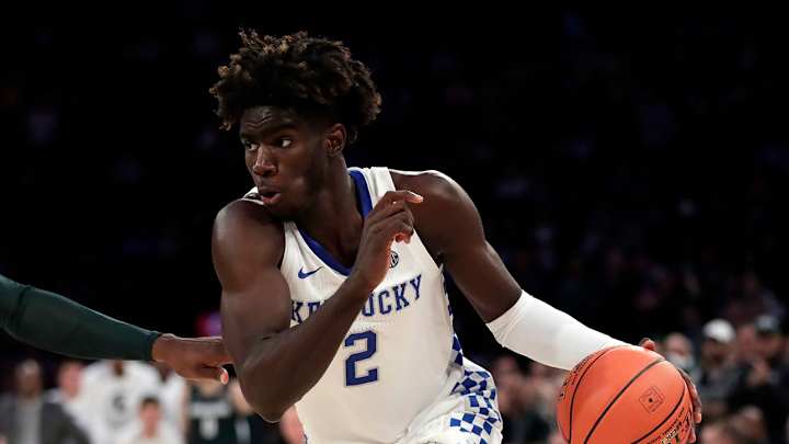 Freshman Kahlil Whitney Announces He's Leaving Kentucky