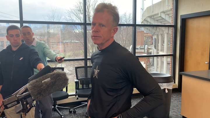Corbin Still Deciding on Where to Play Austin Martin This Season for Commodores