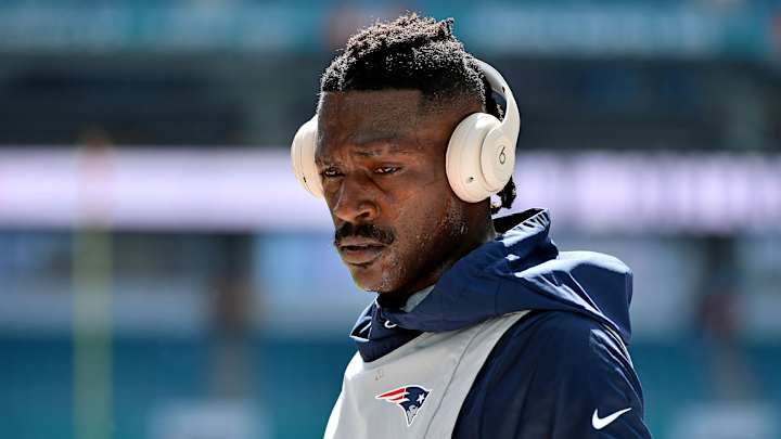 Report: Antonio Brown's Grievance Against Patriots Has Not Yet Been Scheduled Report: Antonio Brown's Grievance Against Patriots Has Not Yet Been Scheduled